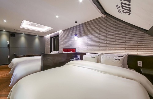 Daeyeon-dong Hotel | Busan Daeyeondong Hotel Smith
