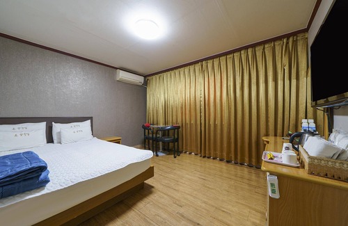 Oncheonjang Hotel | Busan Seodong Zen