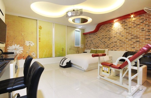 Seo Hotel | Busan Songdo Hotel 999