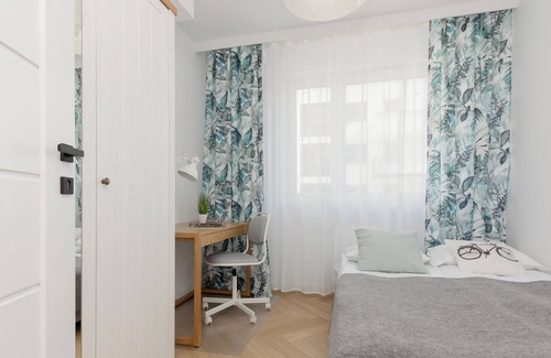 Wlochy Apartment | Business Apartment Warsaw by Renters