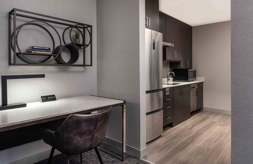 Quincy Apartment | Business Center + Breakfast | Near Central Boston