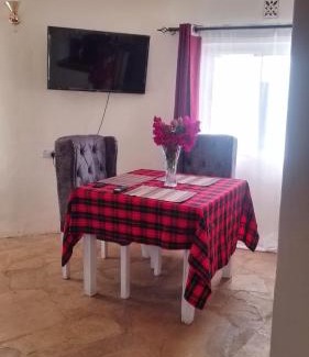 Voi Apartment | Bustani Luxury Cottages