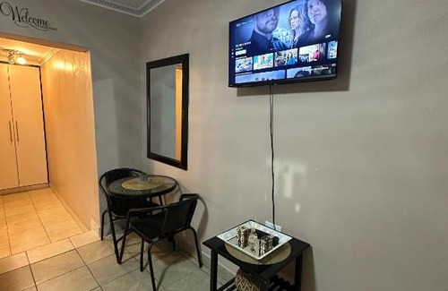 Lobamba Apartment | Busy-Bee's Enclave