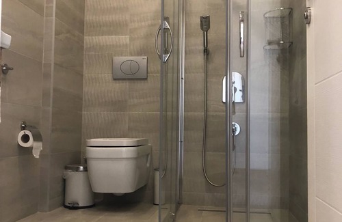 Adalar Hotel | Butik Akvaryum