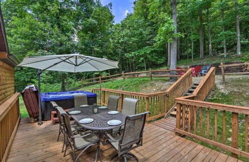 Butler House | Butler Cabin on 19 Acres with Hot Tub and Fire Pit!