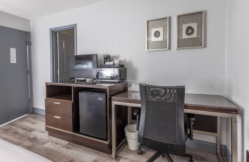 Oxford Hotel | Butler Inn