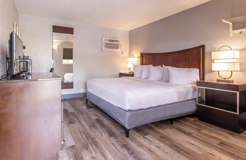 Oxford Hotel | Butler Inn