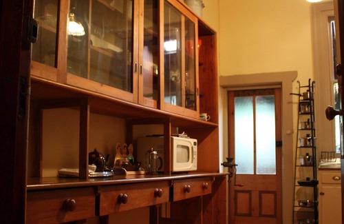 North Adelaide Apartment | Butler's Apartment - Buxton Manor