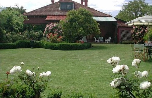 North Adelaide Apartment | Butler's Apartment - Buxton Manor