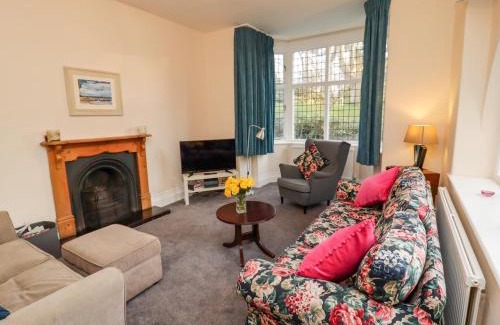Cloughton House | Butler's Cottage
