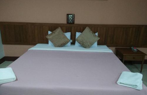 Chomphu Hotel | Butnamtong Hotel