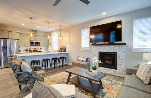 Ocean Shores House | Butter Clam Cottage - Oyhut Bay Seaside Village