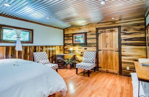 Gordonsville Bed & Breakfast | Butterfly Hollow B&B