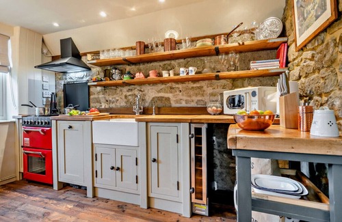 Shaftesbury House | Button Cottage - Gold Hill