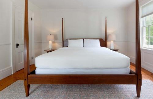 Egremont Hotel | Buttonball Inn