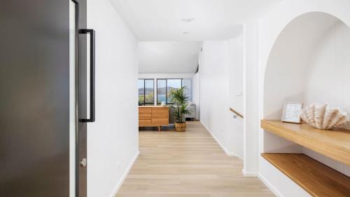 Salamander Bay House | By The Bay