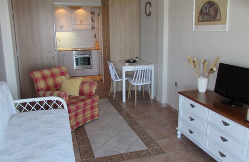 Nea Peramos Apartment | By the Sea Luxury Apartment Kavala (Nea Peramos)