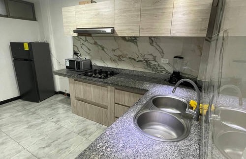 Cuenca Apartment | Cómodo Apartamento cerca del Aeropuerto