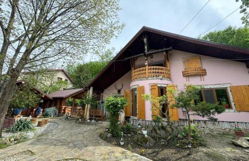 Vernesti House | Căsuțele din pădure