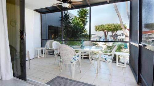Key Largo Apartment | C14 Moon Bay