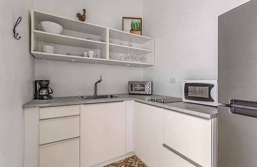 Santurce Apartment | C3 | PR Rentals | For Big Groups & Corporate Team