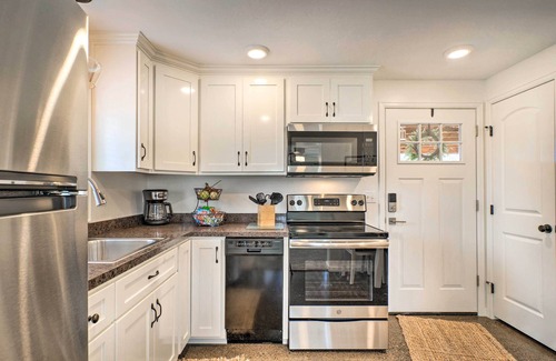 Lincoln Park House | Cañon City Home: 15 Mi to Royal Gorge Bridge!