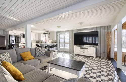 Noyan House | Le Noyan un Paradis - Heated swimming pool open April 26