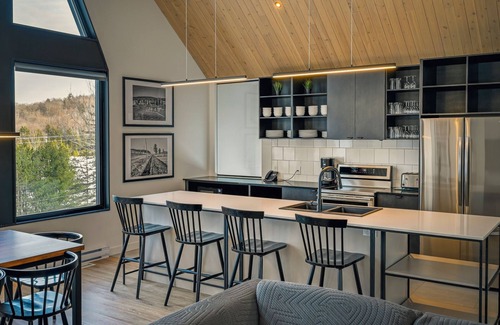 Sainte-Catherine-de-la-Jacques-Cartier Cabin | Station Touristique Duchesnay - SEPAQ