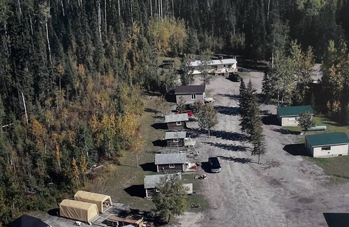 Unorganized Thunder Bay District Cabin | Buck Fever Services - Lodging, Convenience +, Fluids, Wifi, Outdoors, Rental,etc