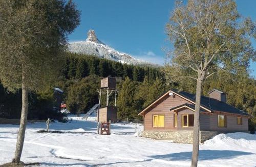 Meliquina Ski Chalet | Cabaña Acaena