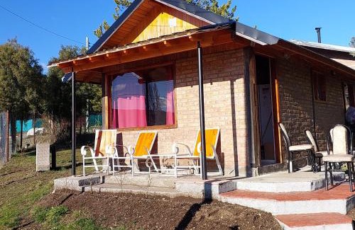 Epuyen House | Cabaña acogedora en el centro de Epuyen