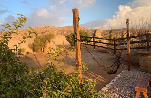 Tecate Municipality Other | Cabaña Amanecer en Aurora Cabin & Glamping