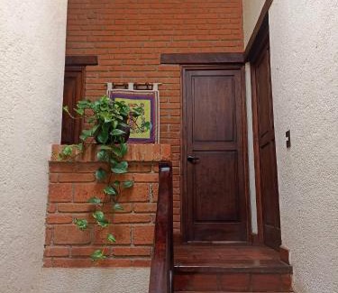 Tzintzuntzan House | Cabaña de los Sentidos