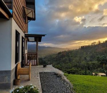 Pacuare Reserve House | Cabaña Linda Vista, descanso y naturaleza