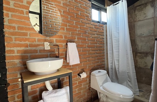 Apan Cabin | Cabaña Ojo de Agua, Apan Hidalgo, Ideal to enjoy as a couple "Cabaña Sabino"