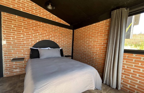 Apan Cabin | Cabaña Ojo de Agua, Apan Hidalgo, Ideal to enjoy as a couple "Cabaña Sabino"