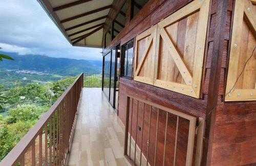 Paraiso House | Cabaña Vista de Oro 1