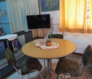 Reyes Apartment | cabañas en reyes