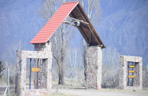 Cacheuta Cabin | Cabañas Rio Mendoza