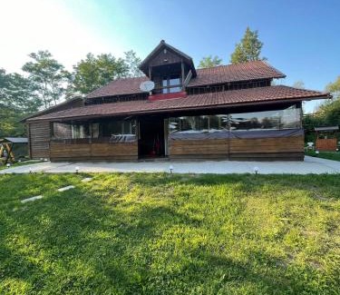Poieni House | Cabana Amis