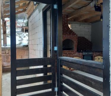 Rausor House | Cabana Andy