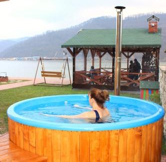 Sichevita Cabin | Cabana BRO Clisura Dunarii