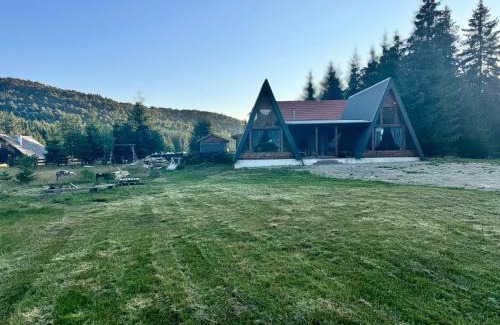 Covasna Ski Chalet | CabanA Comandău
