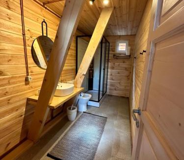 Covasna Ski Chalet | CabanA Comandău