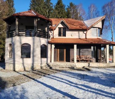 Calatele Ski Chalet | Cabana Dealul Negru