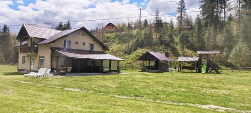 Arieseni Cabin | Cabana Georgiana
