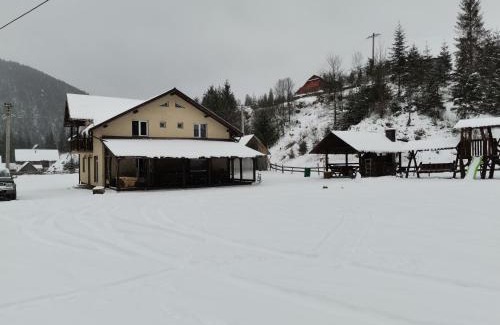 Arieseni Cabin | Cabana Georgiana
