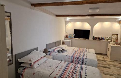 Partestii de Sus House | Cabana OAZA AMURG