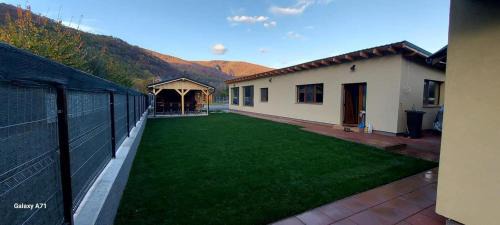 Moldovenesti House | Cabana Sofia