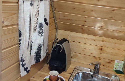 Guenrouet Cabin | Cabane Magique Insolite Avec Spa Privatif & Petits Déjeuners